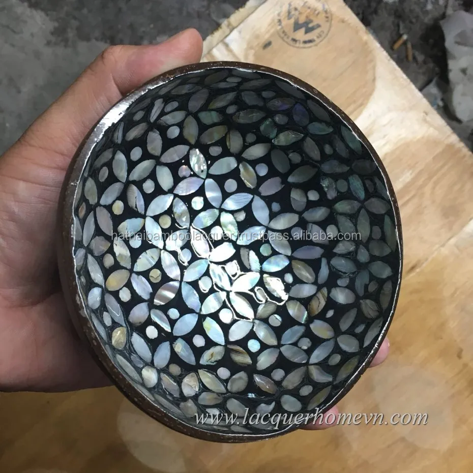 Best Selling Tableware Coconut Lacquered Bowl, Vietnam seashell colorful coconut shell bowlHT58198