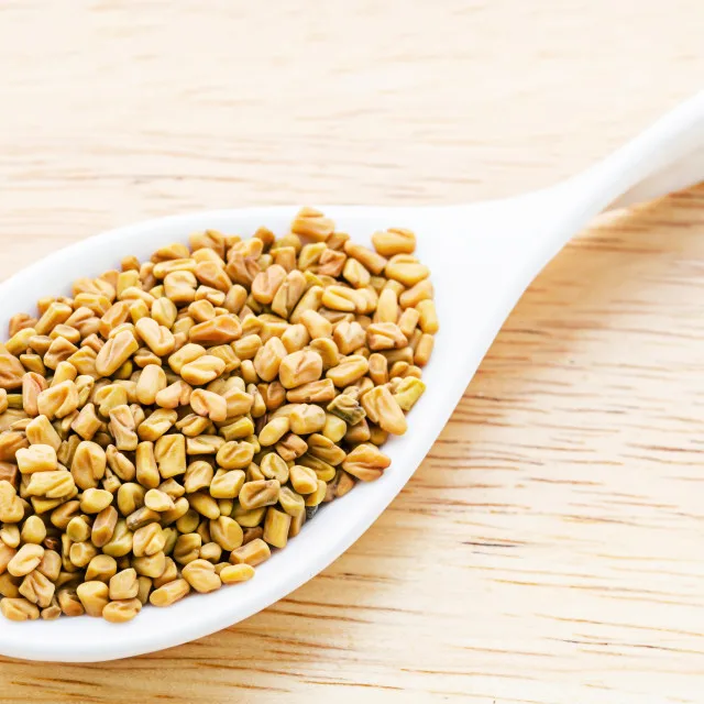 Масло пажитника, 100% чистое и натуральное эфирное масло высокого качества по оптовой цене