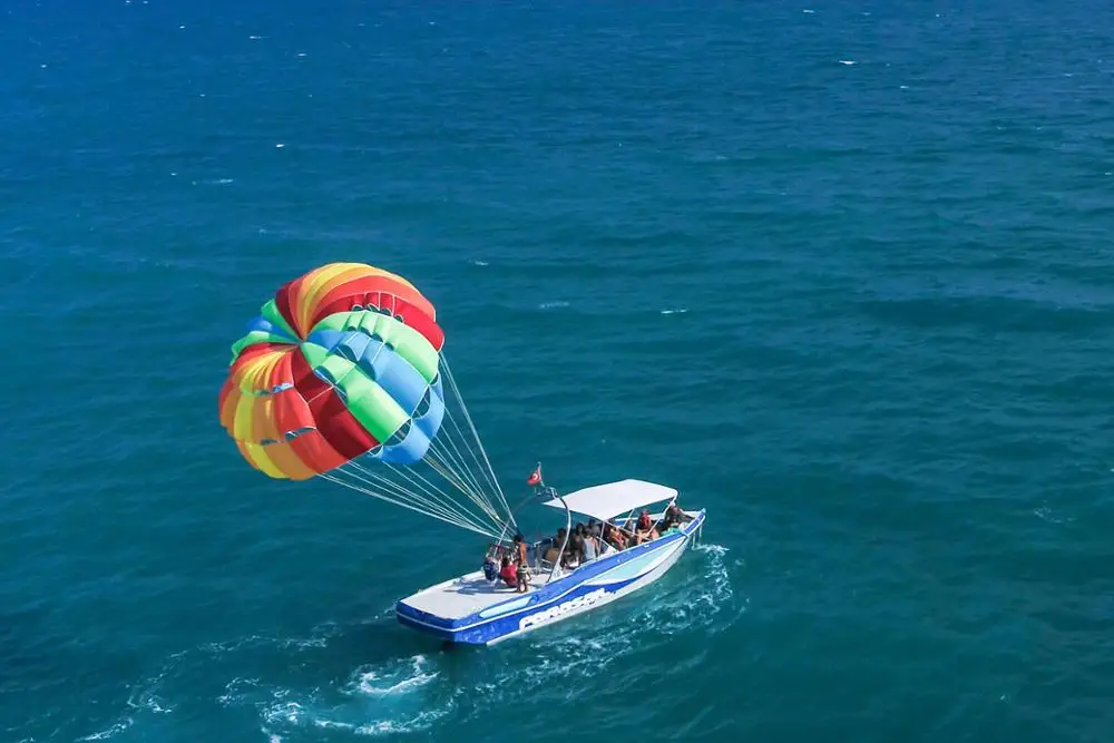 
9,90mt Parasailing Boat - Grp Winch Boat manufacturer - Parasailing 32 
