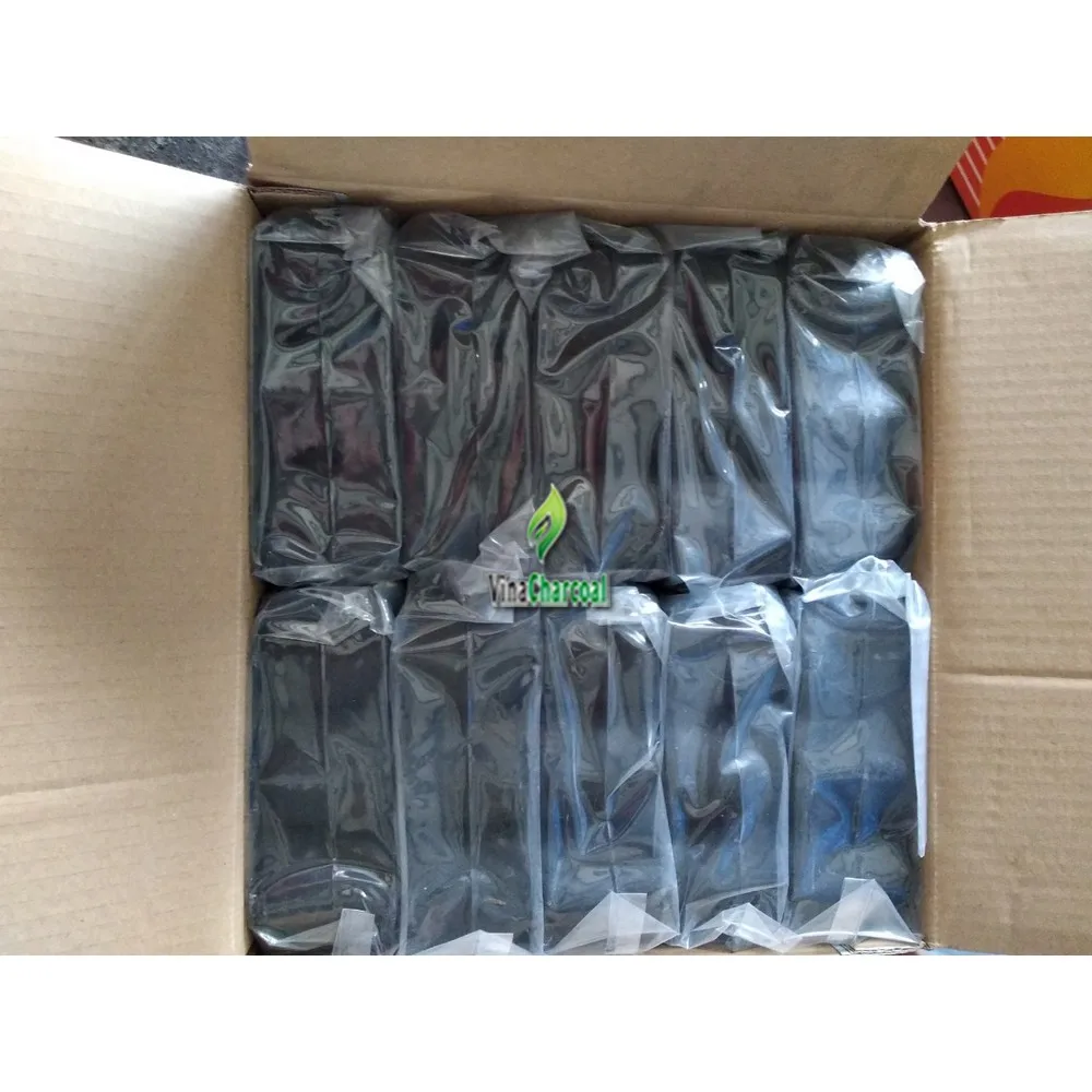 Кокосовый уголь для барбекю в форме цилиндра и приятный огонь для горения в ресторанах