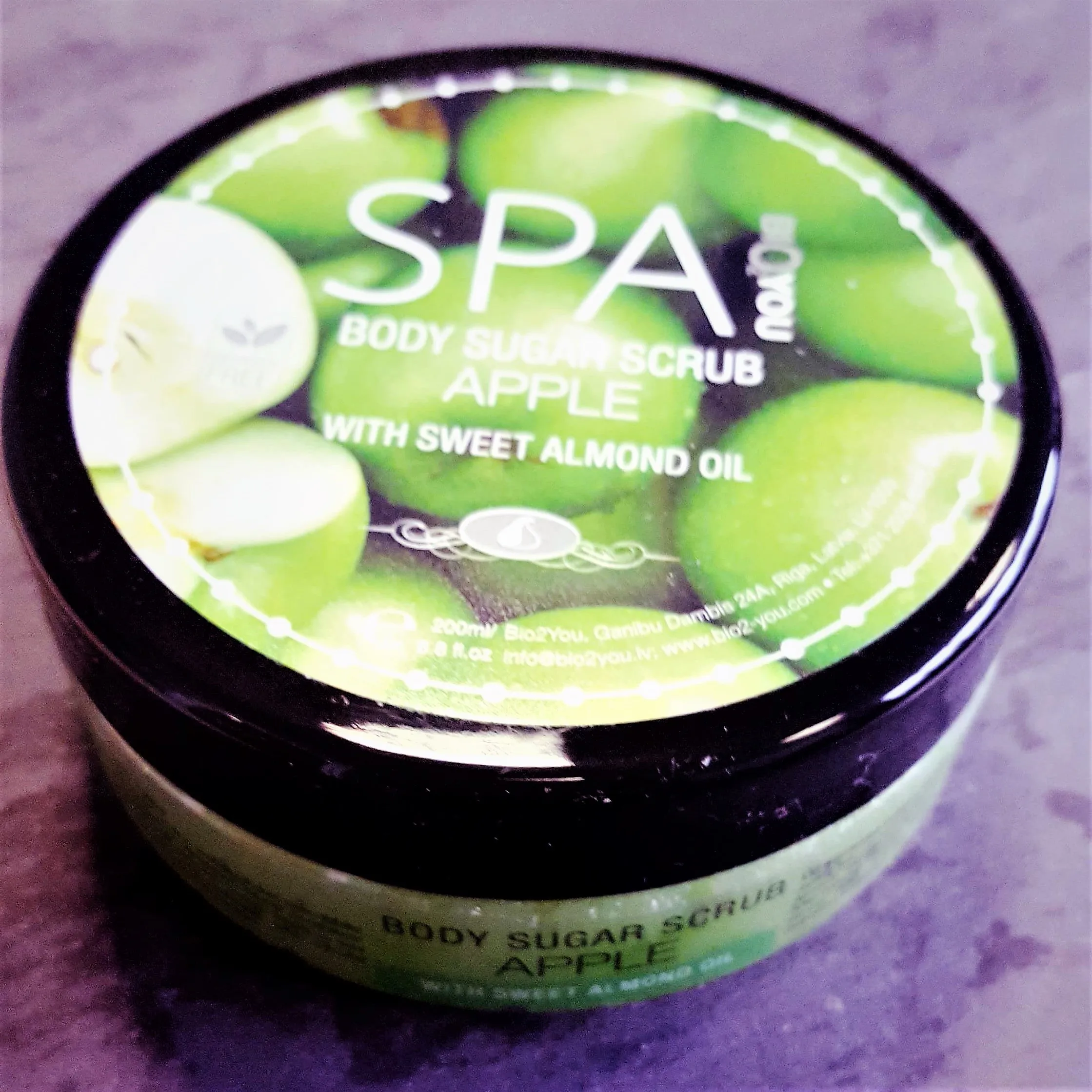 Wholesale ,Private label NATURAL MASSAGE SUGAR BODY EXFOLIATING  SCRUB APPLE  with sweet almond oil