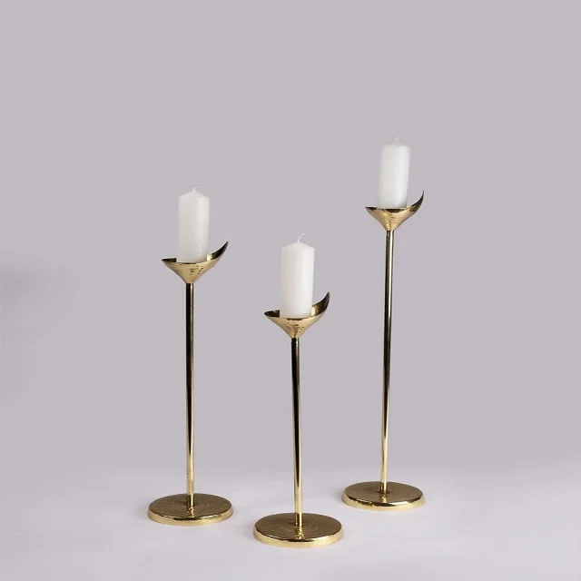 Metal candlestick candle holder