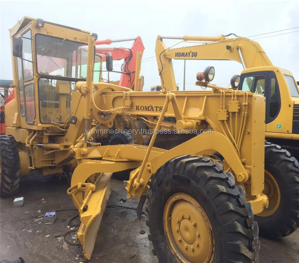 Used Komatsu GD661 grader, GD511 motor grader Komatsu GD611 GD305