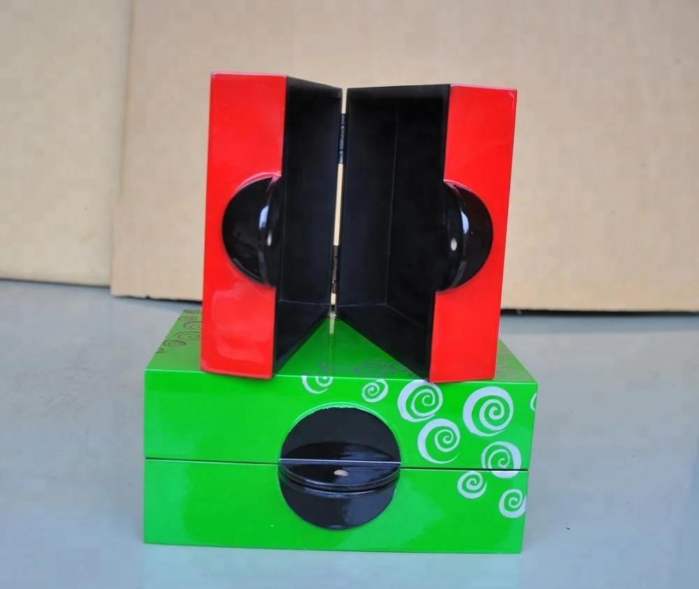 Best selling eco-friendly wholesale colorful lacquer box with handle made in Vietnam