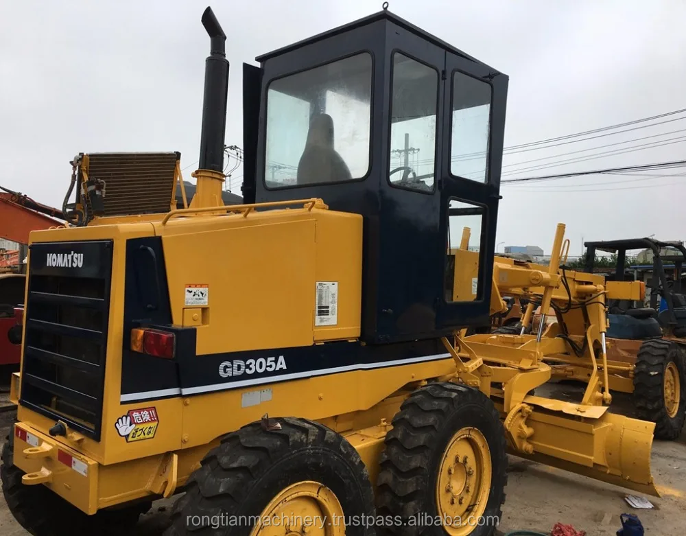International Certificated Komatsu Used Motor Grader GD305 at low price , All Series Komatsu Hydraulic Grader for hot sale
