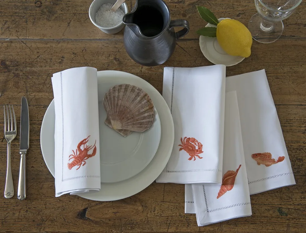Wholesale Customized Lobster and crab hand embroidery Napkin Cotton Dinner Table Napkin