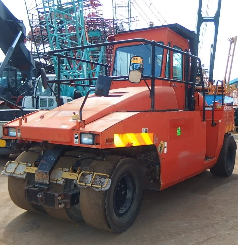 
DYNAPAC CP205, PNEUMATIC TIRE ROLLER 