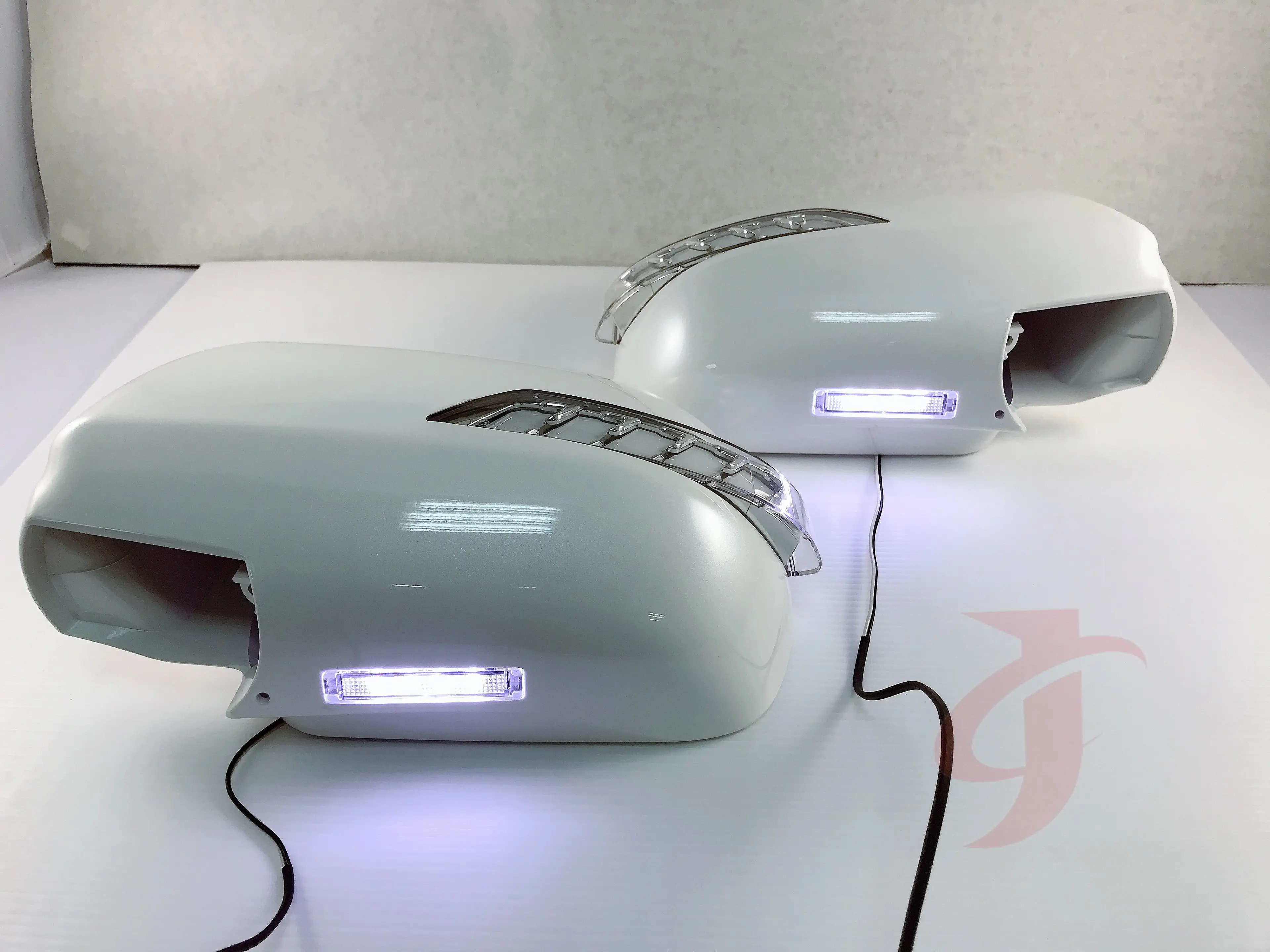 Special offer For TOYOTA VOXY /ESTIMA 2000-2004LED SIDE MIRROR COVER