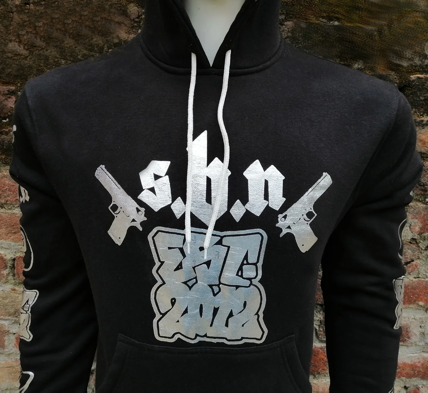 Sparkle Silver Foil Print Pullover Hoodies for Men Breathable Shiny Styles Logo Printing Black Plus Size Fashion Sweatshirts