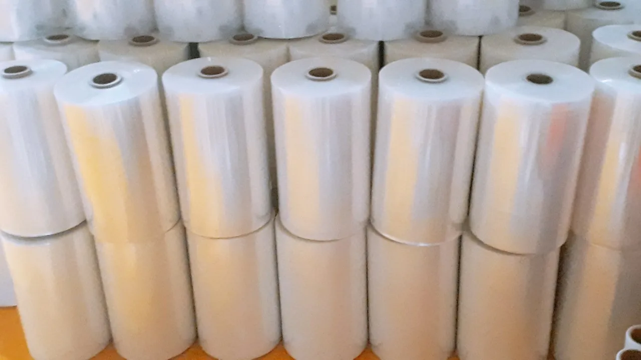 LLDPE Material and Packaging Film Usage pe stretch film with high quality