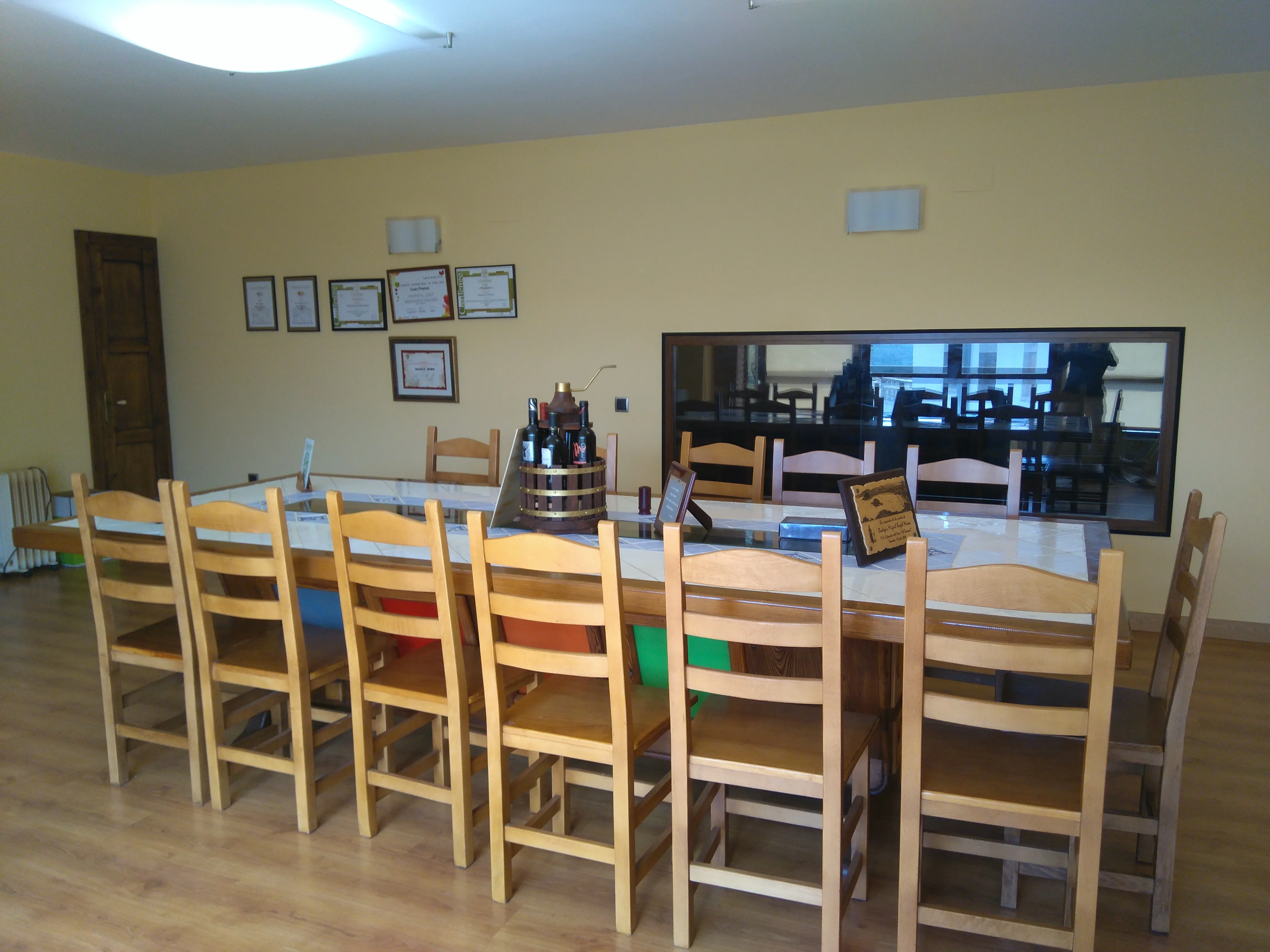 
Spanish Doc Rioja white hight quality wine Muro 13% 