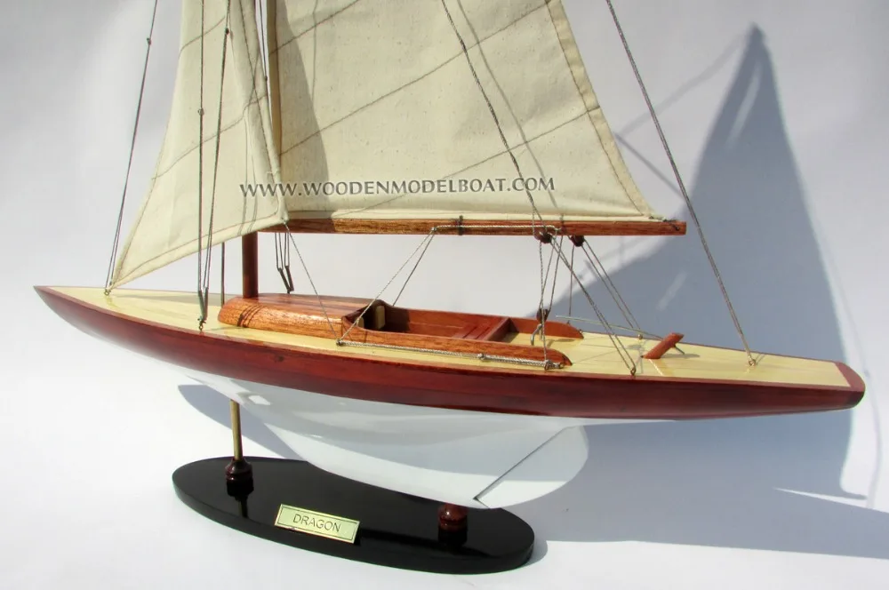 DRAGON PAINTED WOODEN MODEL BOAT_ WOODEN HANDICRAFT MODEL