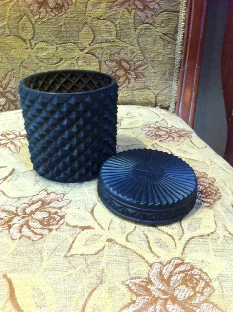 Diamond Pattern Glass Candle Jar Innovative Stylish Color Jar Wholesale New Look Special Design Customized Candle jar