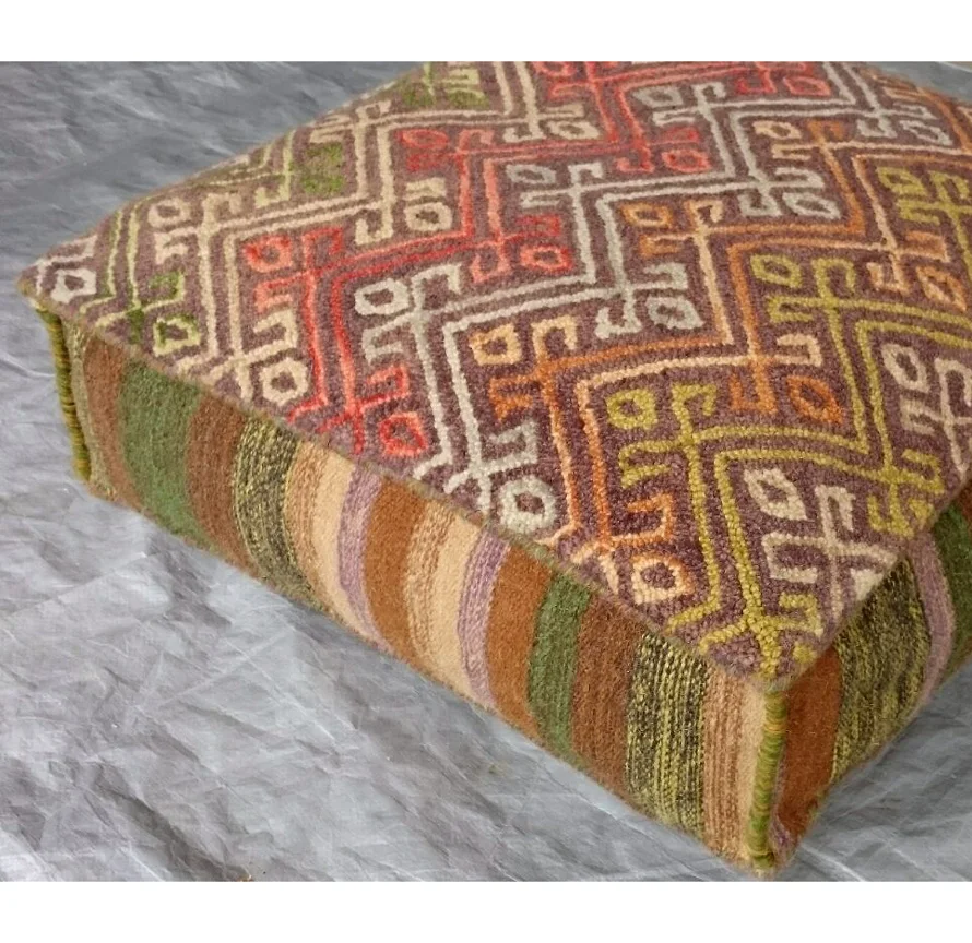 INDIAN HAND MADE DECORATIVE SQUARE KILIM POUF
