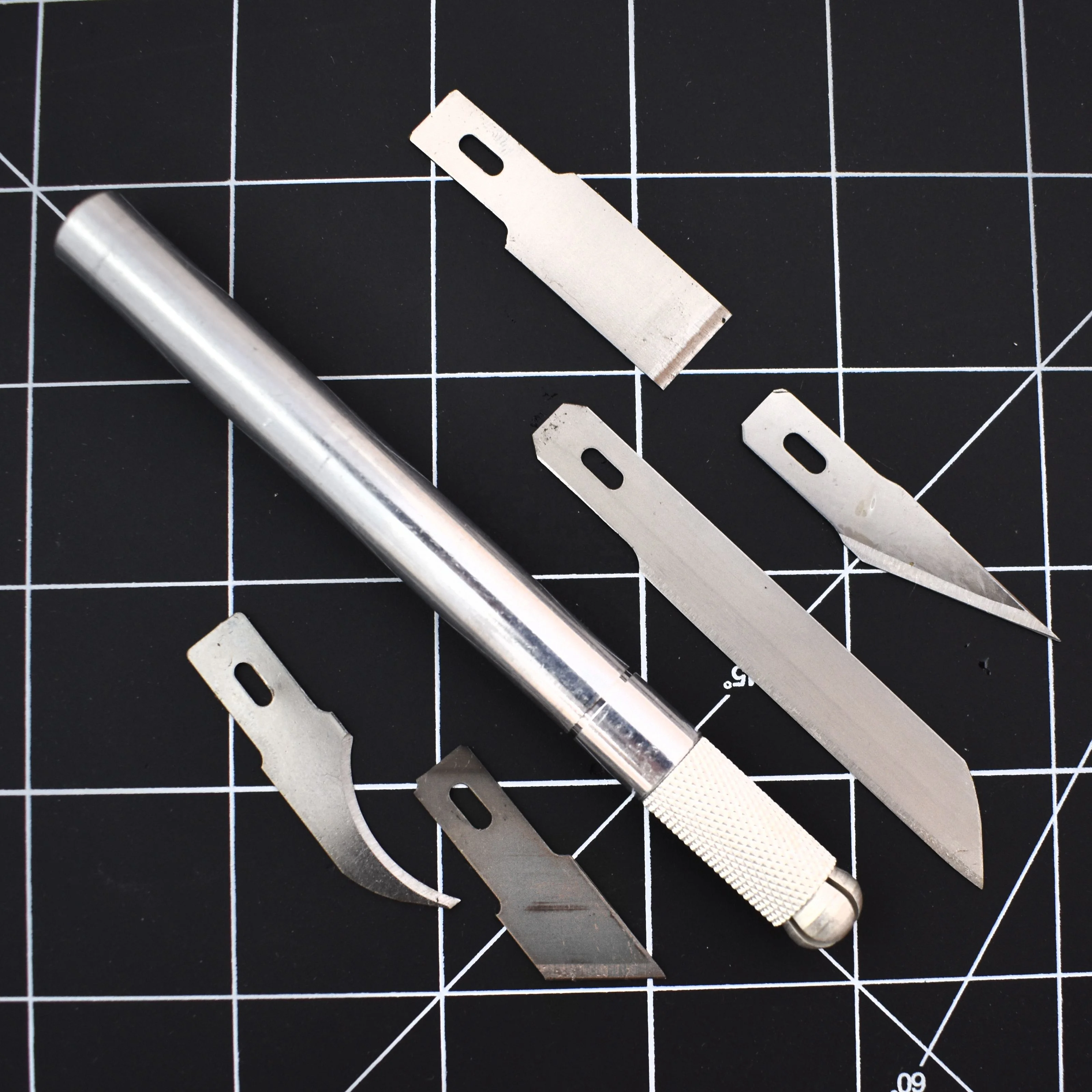 MADE IN TAIWAN Professional Precision Craft Tools knife set with 5 different blades art hobby craft knife