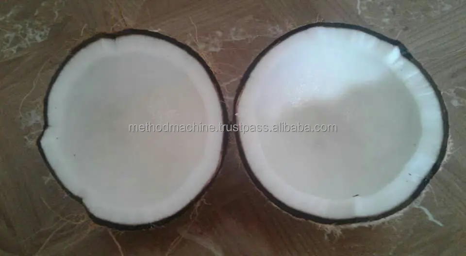 
Fresh Dehusked Coconuts 