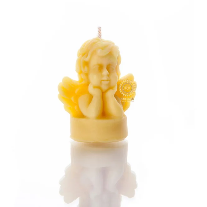 Эко-свеча ручной работы из латушского пчелиного воска в форме ангела
