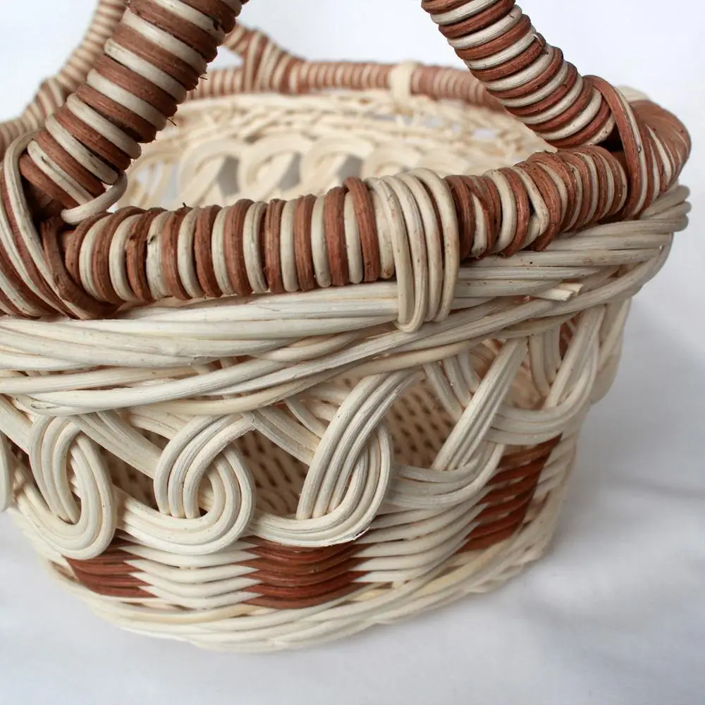 Rattan wicker storage basket and fruit storage basket with handle