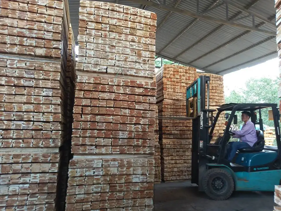 VIET NAM ACACIA SAWN TIMBER