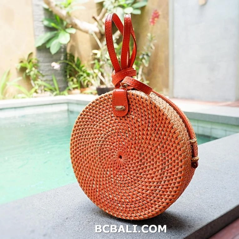 Bali Beach Fashion Circle Round Sling Bags Women Style Synthetic Rattan Handmade Design Cheap Price Wholesale