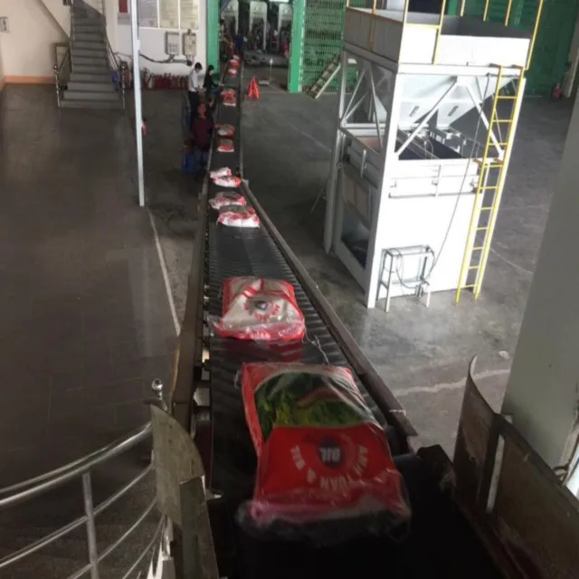 Высококачественный вьетнамский аромат 4900 рис с новейшим урожаем