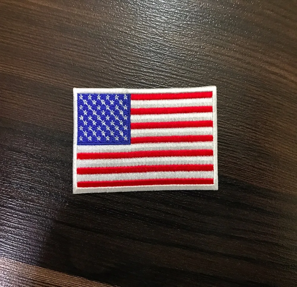 
Нашивка с национальным флагом США 