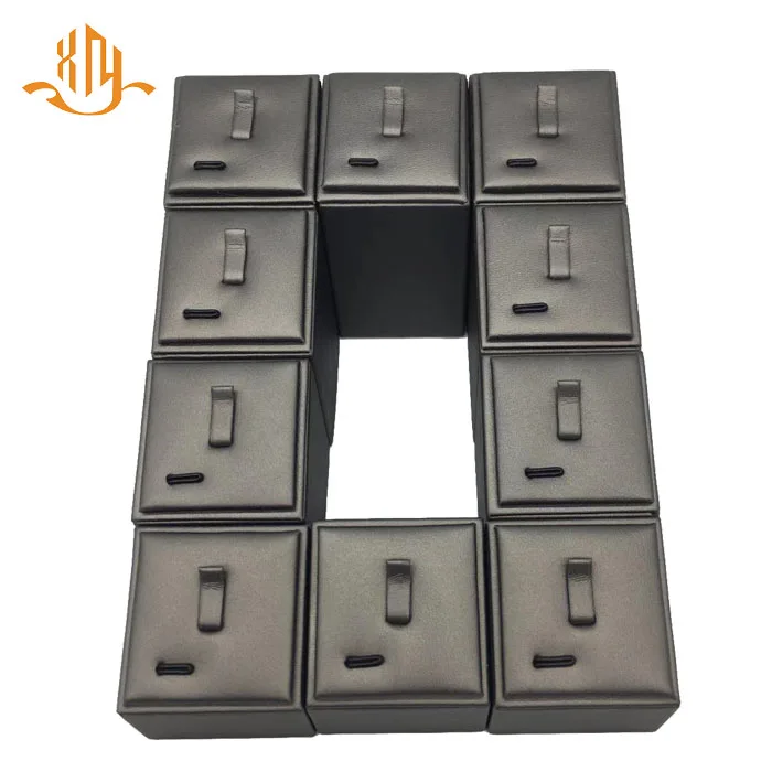 
XIANGYU factory wholesale custom wooden gray leather jewelry shop display ring stand 