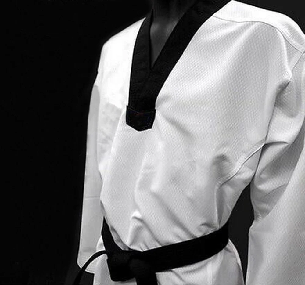 Custom Cotton/Polyester Taekwondo Uniform Sportswear with Custom Logo OEM Service Manufacturer of WTF Taekwondo Dobok