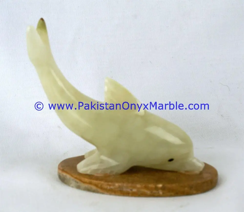 Onyx Green Marble Dolphin Figurine Carved Stone Sculpture of Animals for Home Decoration and Souvenir Use