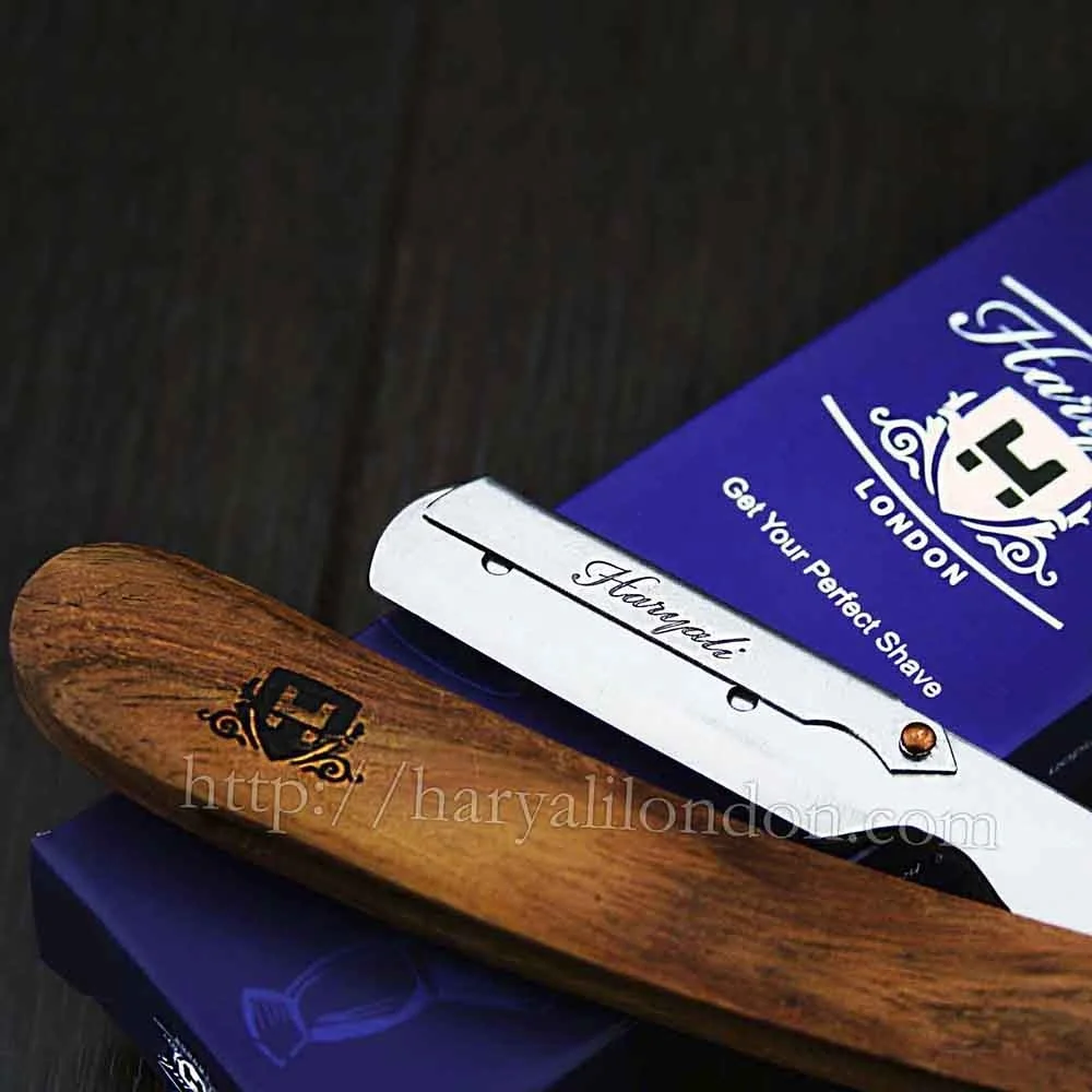 Бритва из искусственной кожи с отрезными лезвиями (деревянная ручка)