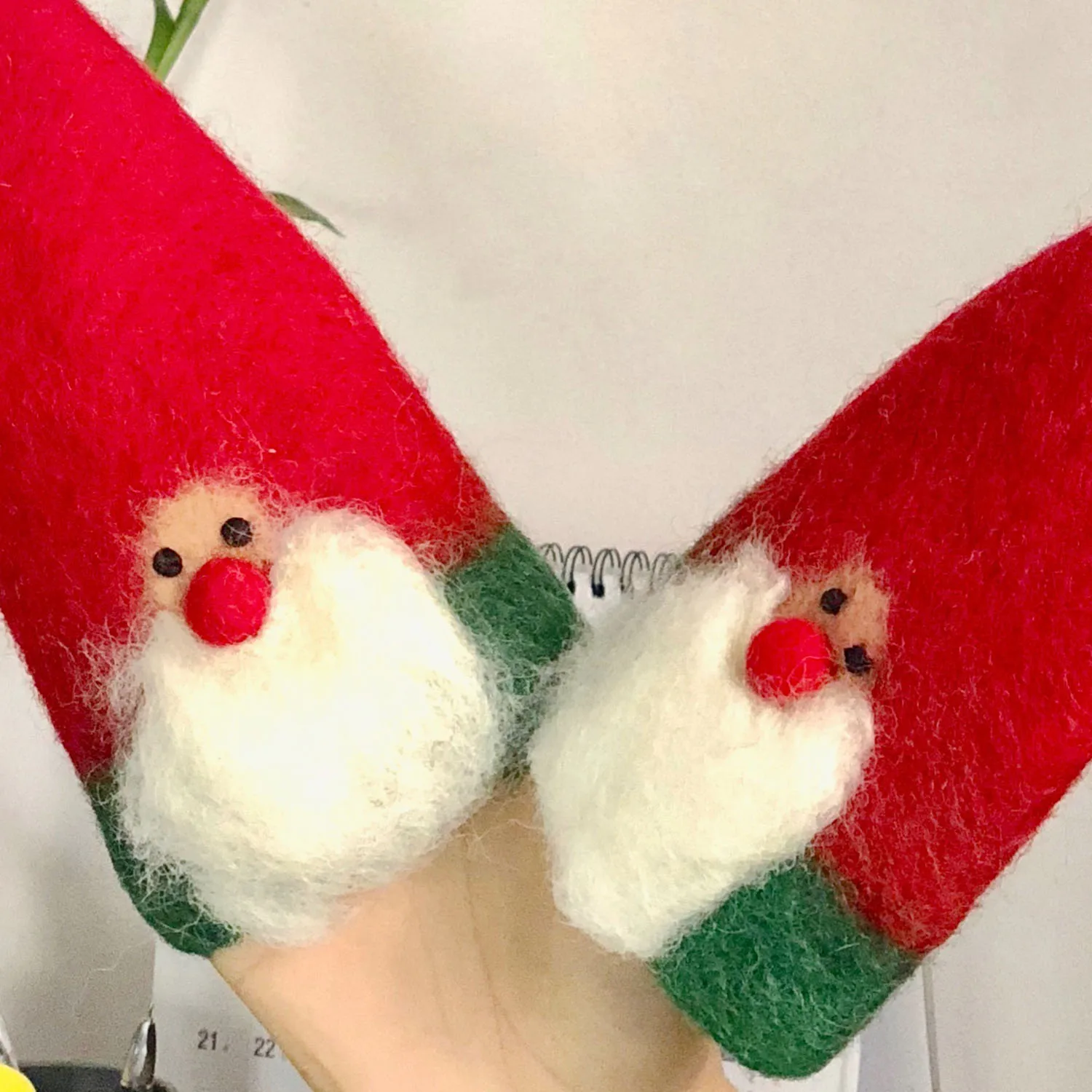 CDO-004, Christmas Felt Toy Hand Puppet for Kids, Home Decor and Festivals, Made in Nepal by Skilled and Talented Women Artisans