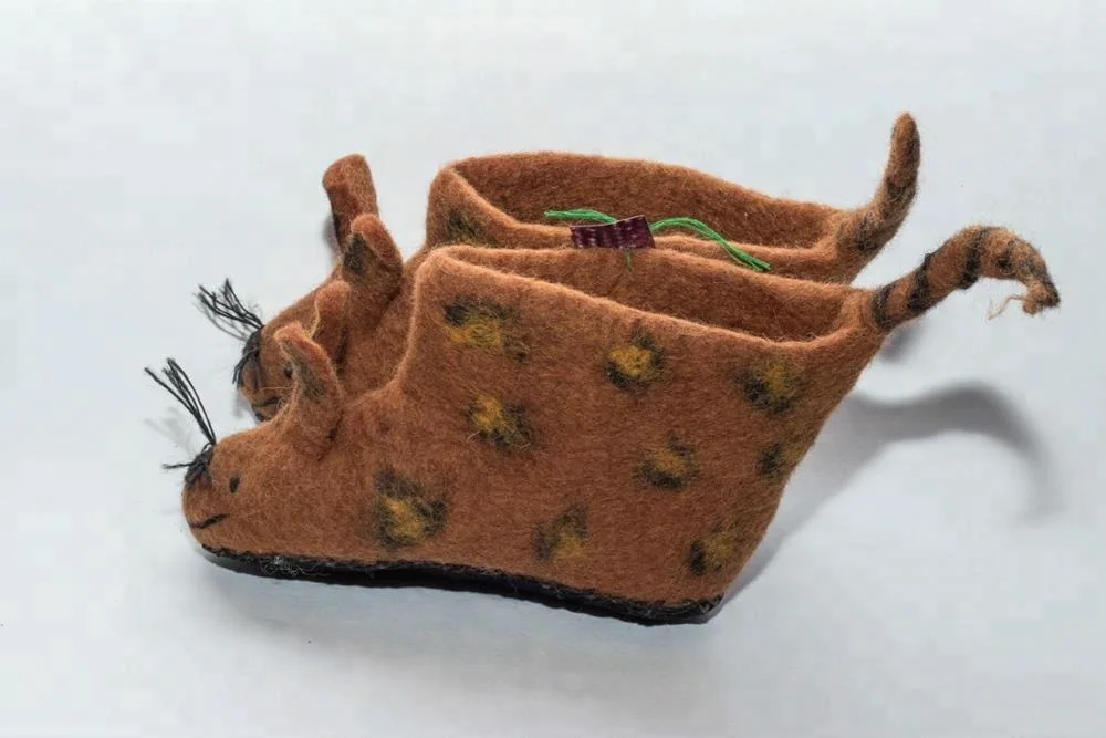 Cute Handmade Felt shoes - Eco-friendly High-Quality shoes - 100% New Zealand Wool Felt Shoes
