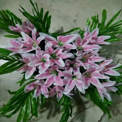 artificial real look flower bouquet in many colours and in very low price