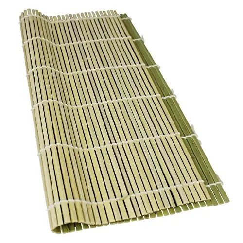 Hot selling nice natural green skin bamboo sushi rolling mat kitchen accescsories for sale