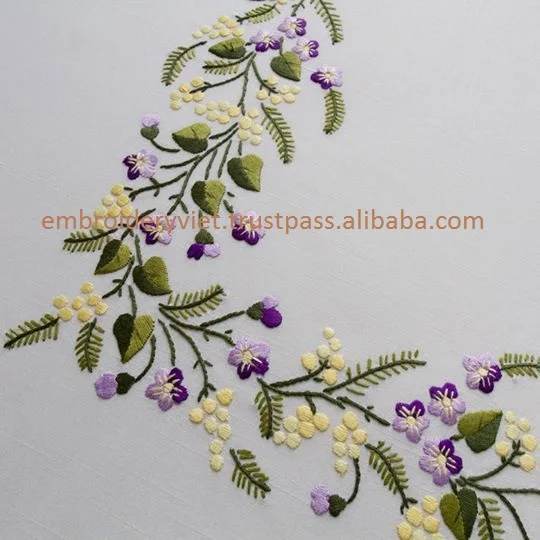 100% Cotton Hand Embroidery Round Table Cloth And Napkin