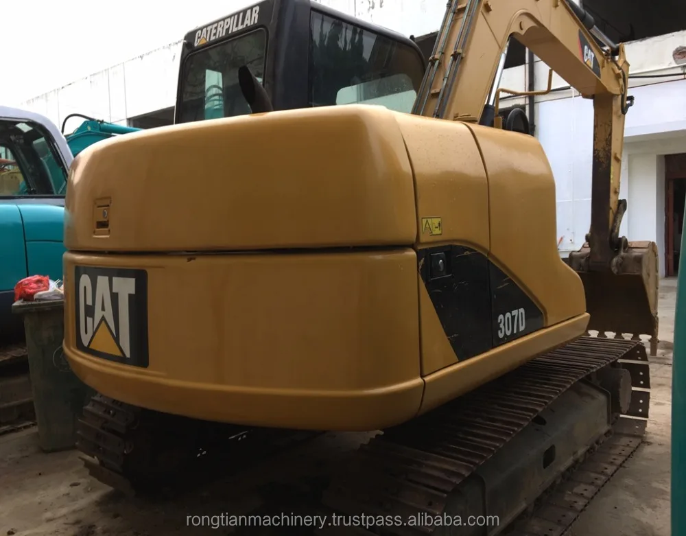 Durable Secondhand Machine original Cat 307 Excavator from Japan in yard for sale