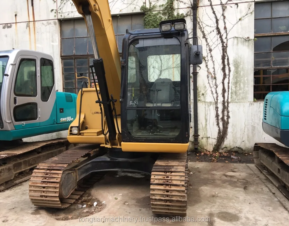 Durable Secondhand Machine original Cat 307 Excavator from Japan in yard for sale