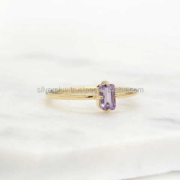 Solid 14K Yellow Gold Amethyst Gemstone Engagement Ring Manufacturer