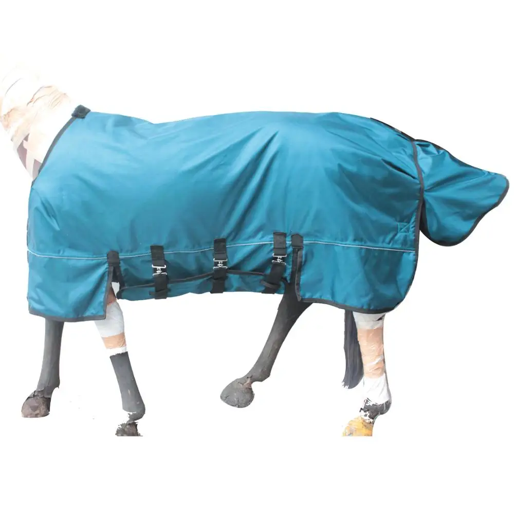 
Turnout Horse Rug in 1680 Denier Ripstop 
