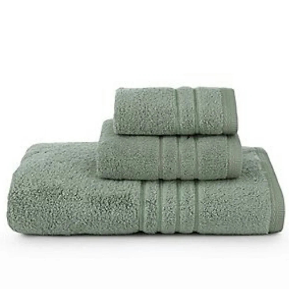 Серое полотенце для лица