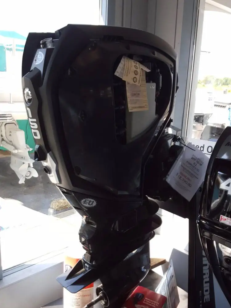 BRP Evinrude 150HP 150 Evinrude E-tec G2 Outboard Boat Motor 25  2017.