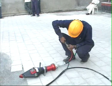 HYDRAULIC COMBI TOOL/COMBISHEAR Hydraulic Cutter & Spreader