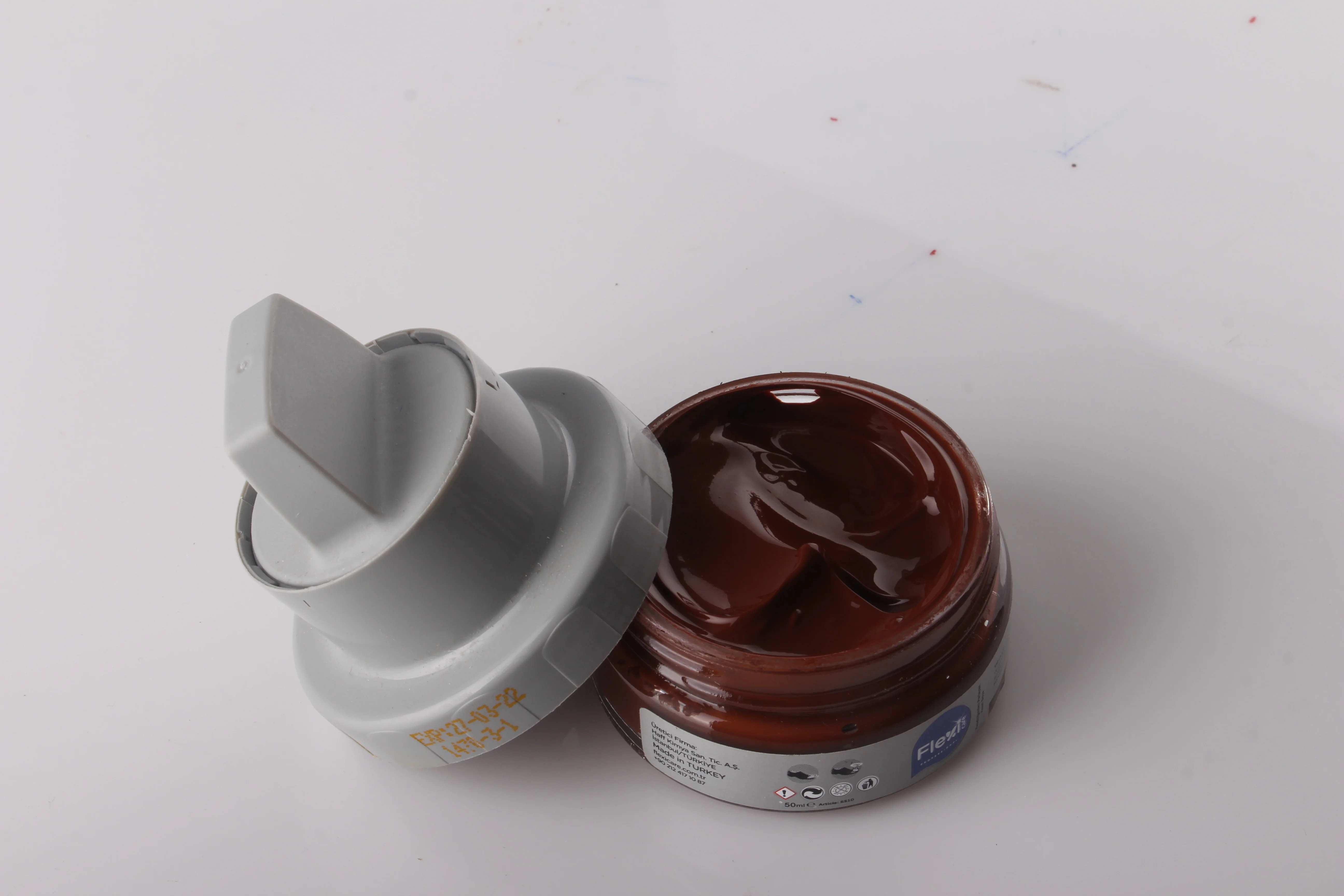 FILEXICARE 50ml Liquid Shoe Cream Premium Shoe Polish in Black/Brown/Neutral for Effective Shoe Care