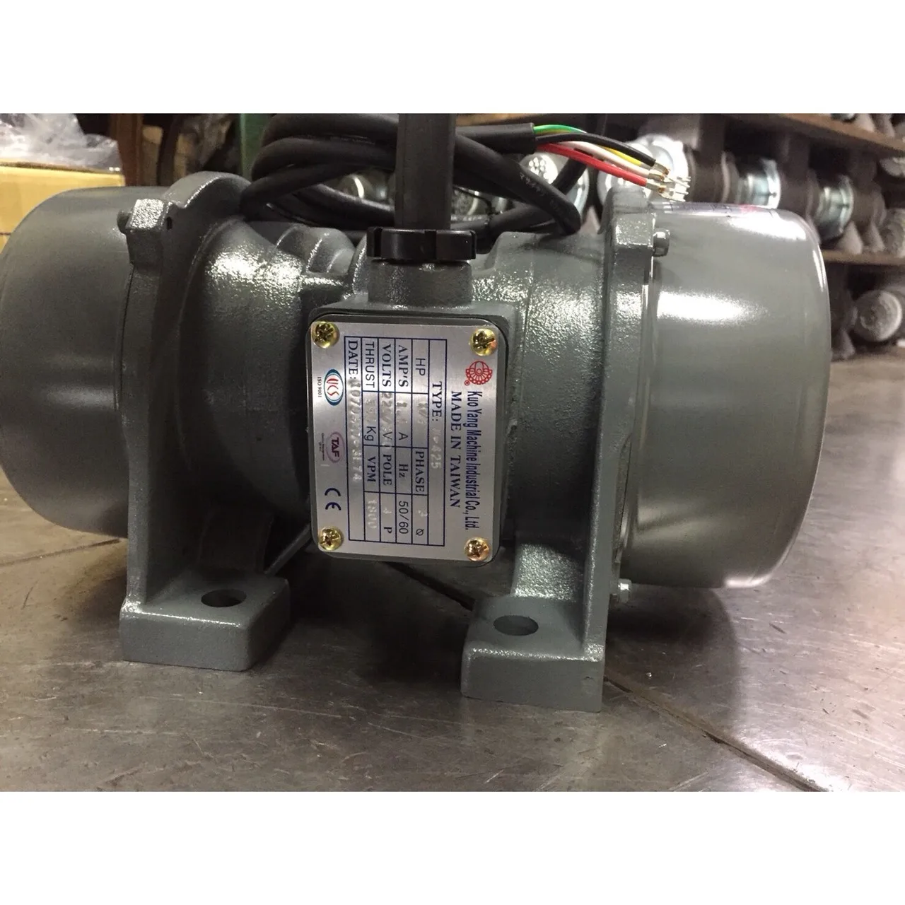 6 Полюс индустрии механических вибратор для уплотнения бетона Вибрационный Мотор