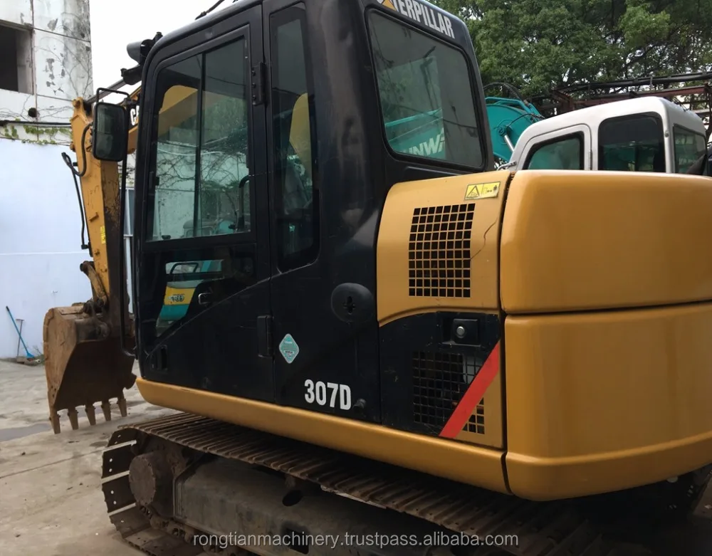 Durable Secondhand Machine original Cat 307 Excavator from Japan in yard for sale