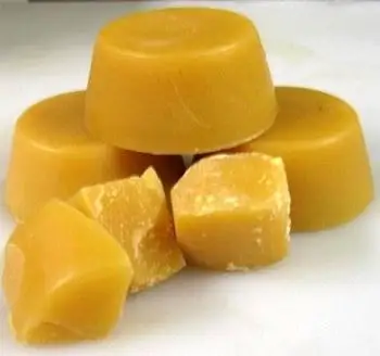 Natural and refined Beeswax/beeswax pellets high quality