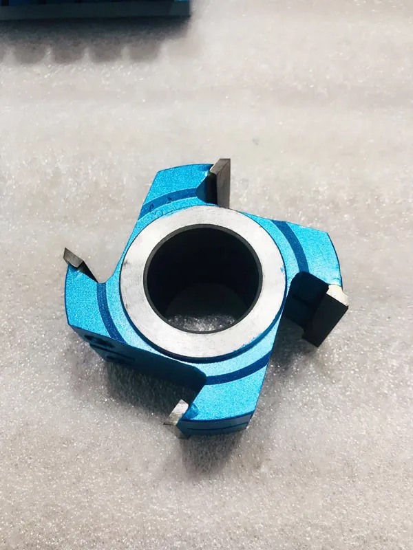 90*35*4T * H40 Китай сверхтонкие частицы цементированный карбид деревообрабатывающие ножи спиральная режущая головка