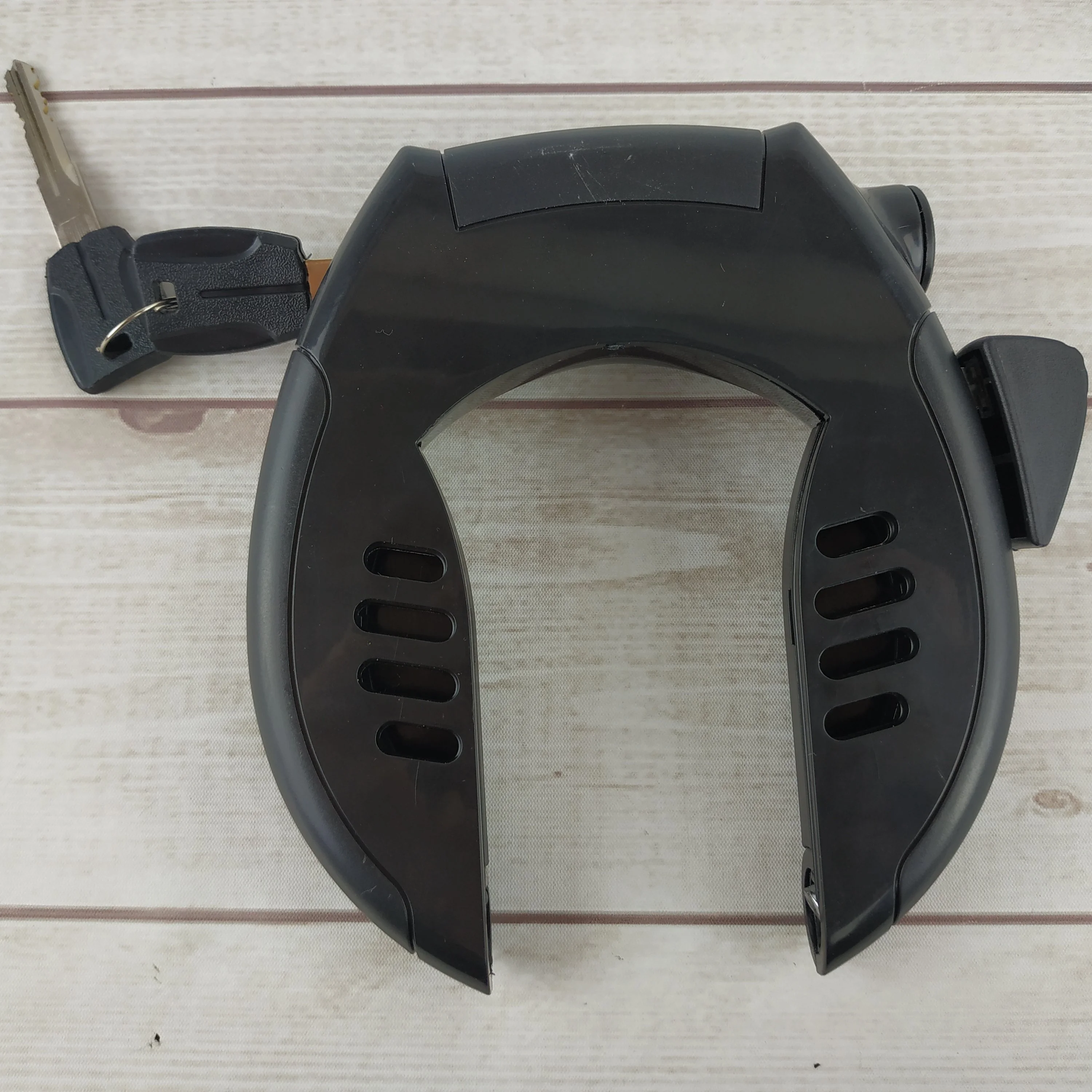 Durable Waterproof Bike Lock with Keys Bicycle Lock Use for Locking the Bike Wheel Anti-theft Bike Lock