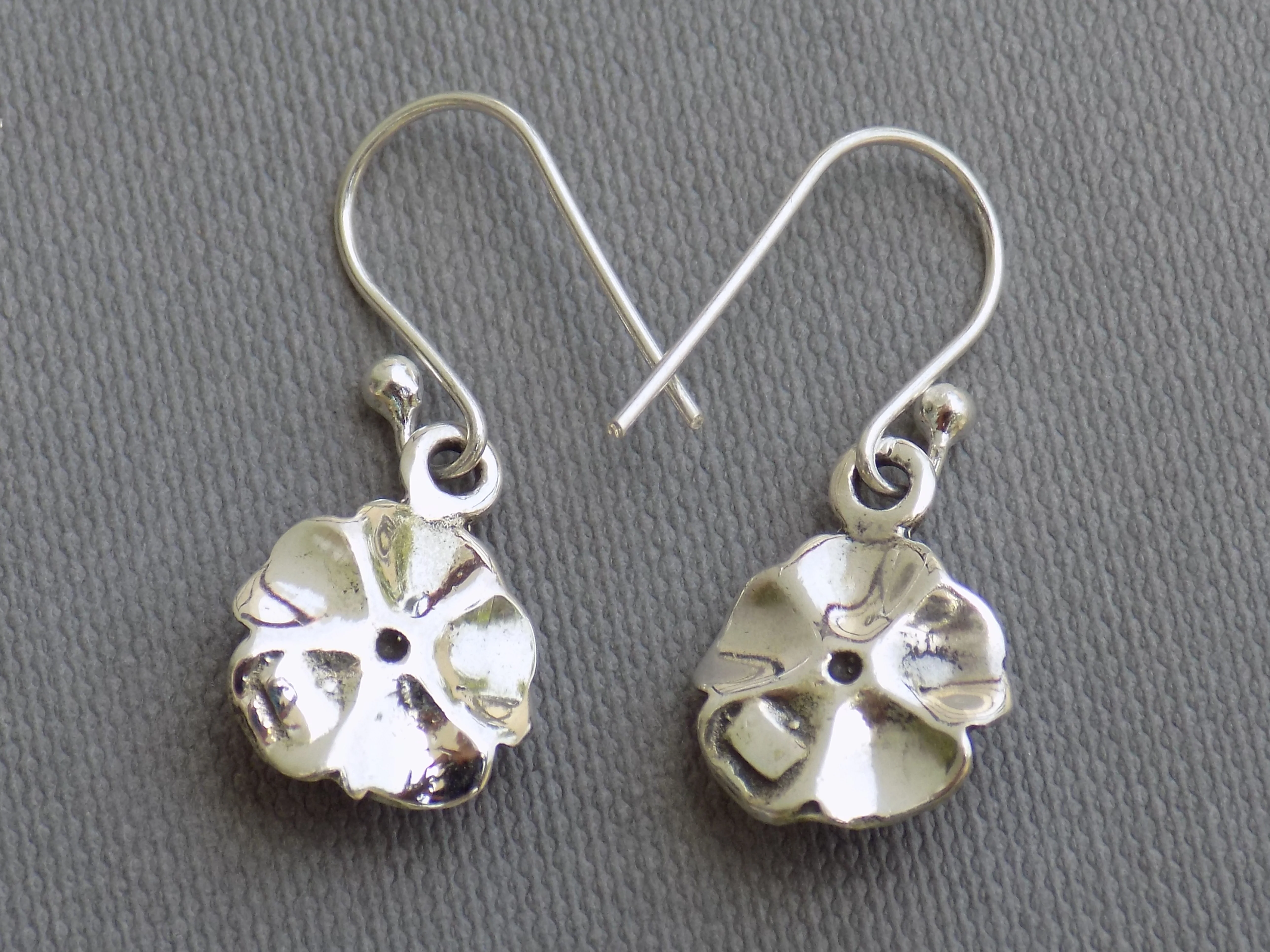 Classy Flower Swivel 925 Sterling Silver Oxidized Metal Finishing Handmade Trendy Fashion Women And Girl Hook Earrings Accessory