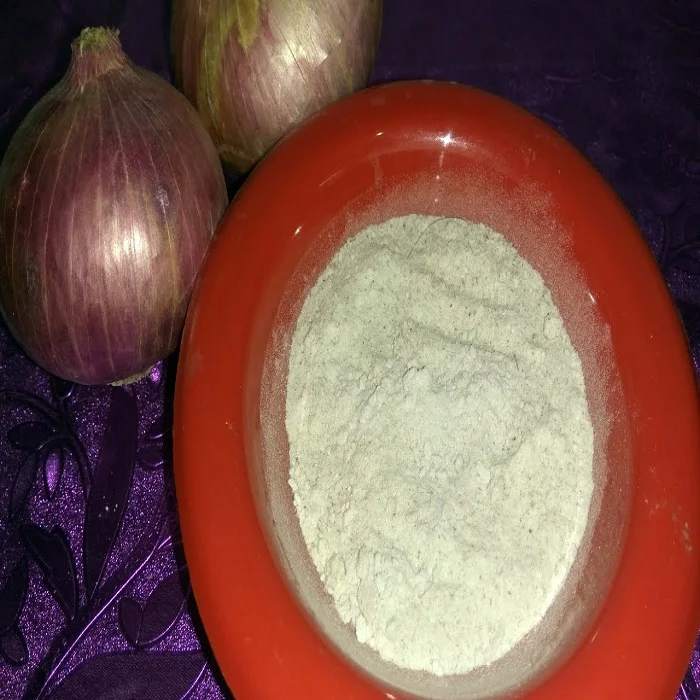 Leading supplier of dehydrated white red yellow pink onion powder flakes kibbled chopped from India